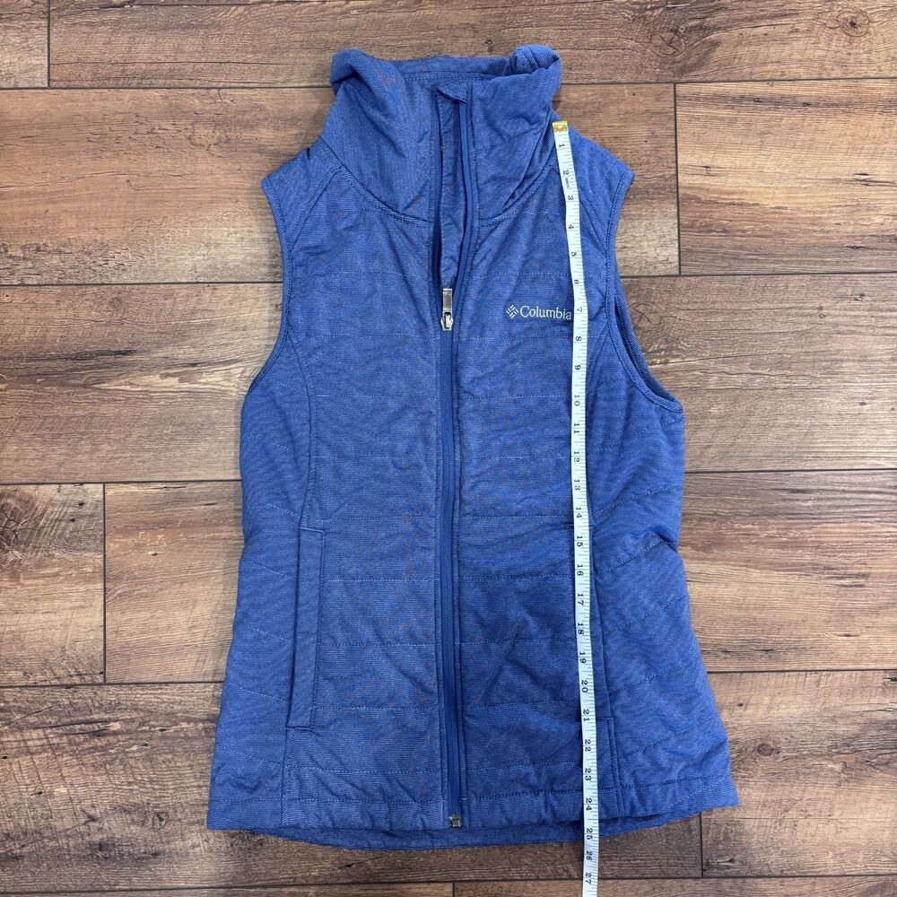 Columbia Outdoor Gorpcore Work Womens XS Blue Quilted Striped Puffer Vest EUC - Picture 11 of 11